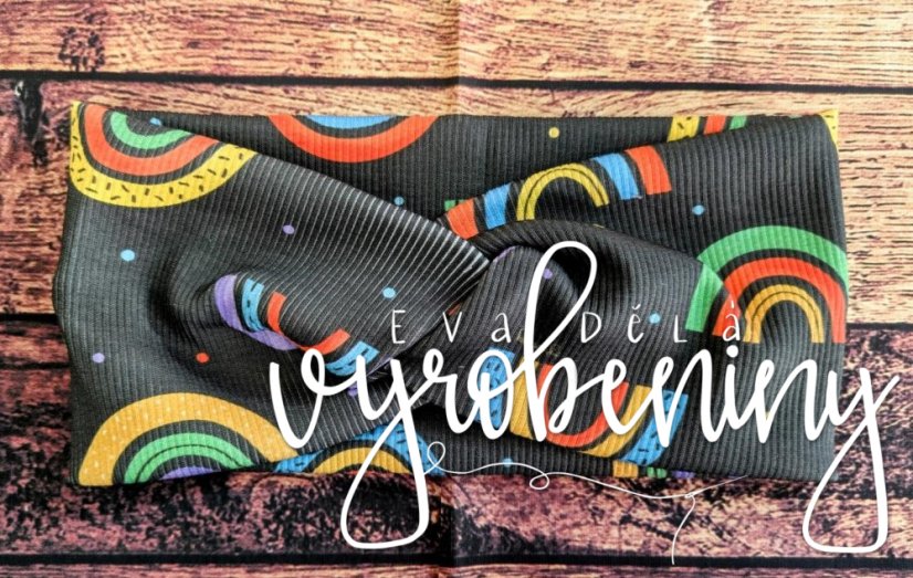 Čelenka - Obvod hlavy (v cm): univerzální Čelenka - Obvod hlavy (v cm): univerzální