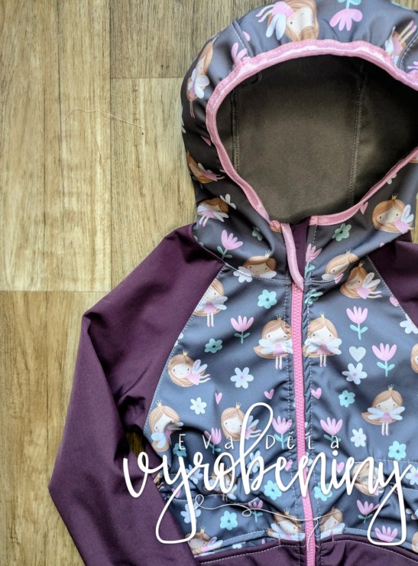 Sofsthellová parka