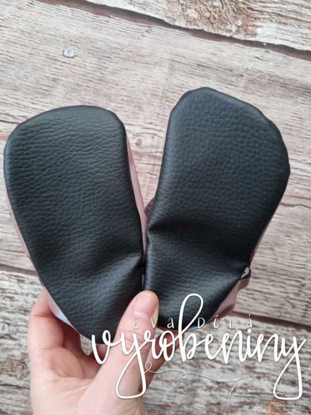 BF Capáčky - softshell - Velikost: vel. 3 - 15 cm